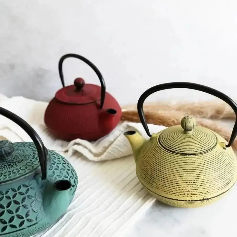 Cast Iron Chinese Teapot Red 800ml