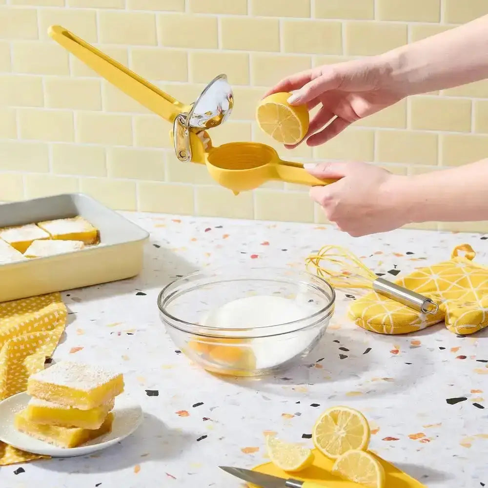 Chef'n FreshForce Lemon Juicer Squeezer