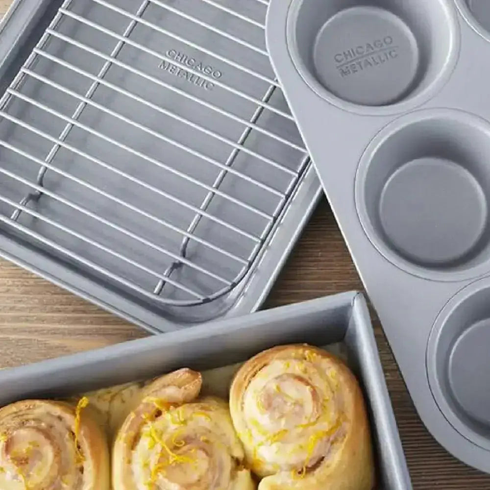 Chicago Metallic Non-Stick Bakeware Set of 4