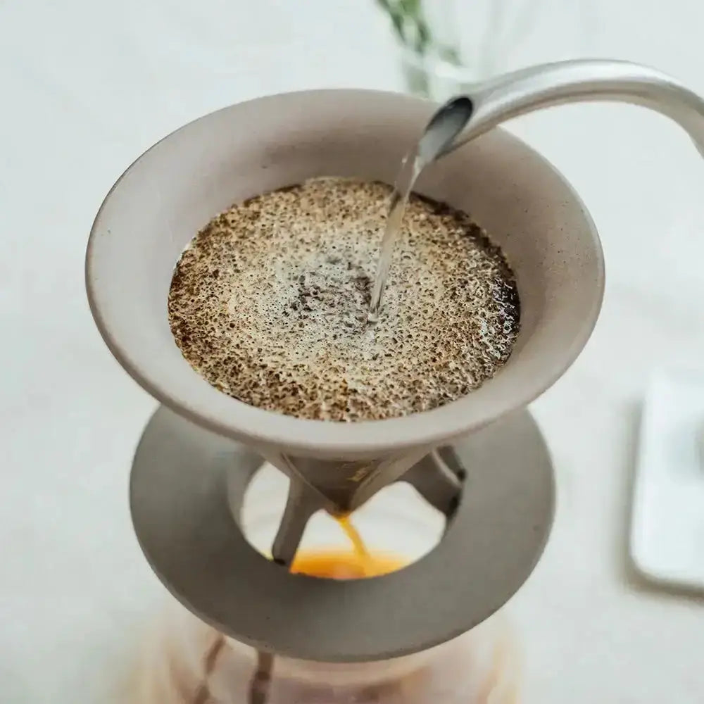 Hario Baton Cafeor Paperless Coffee Dripper 02
